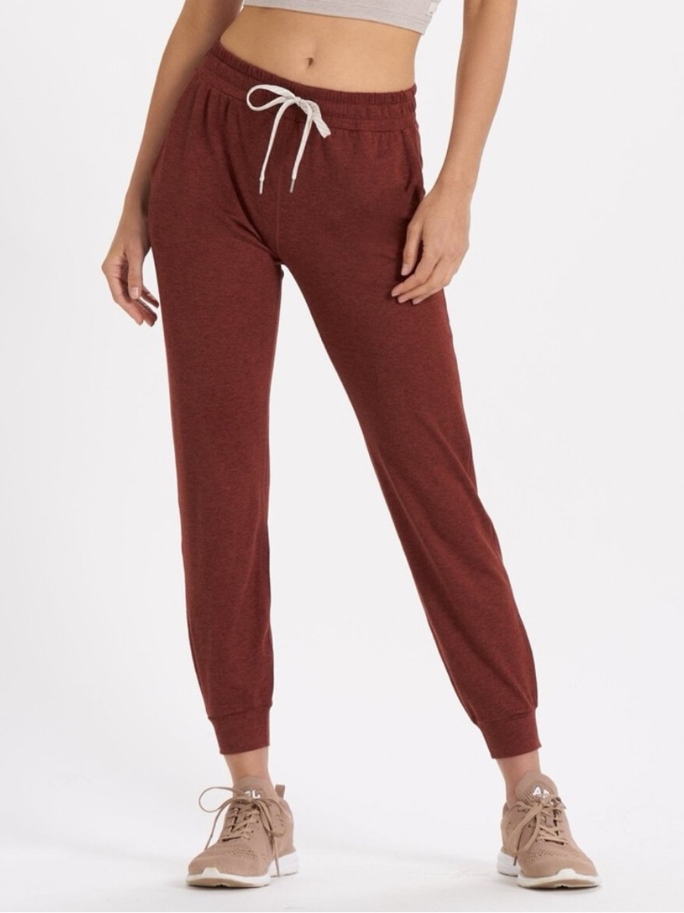 Vuori Performance Jogger Women’s Size Small In Red Heather